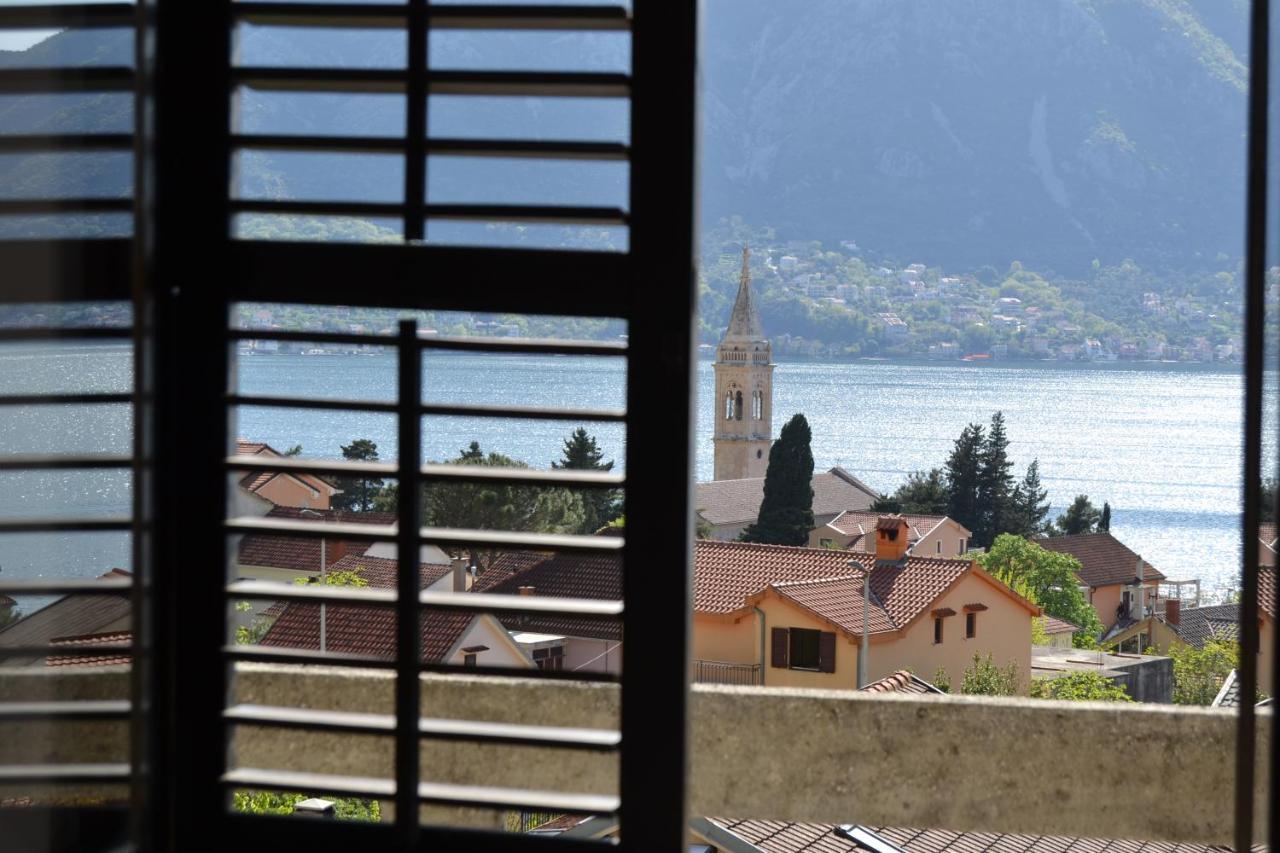 Apartments Dobrisa Kotor Eksteriør bilde
