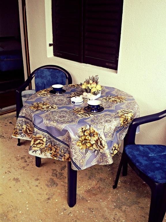 Apartments Dobrisa Kotor Rom bilde