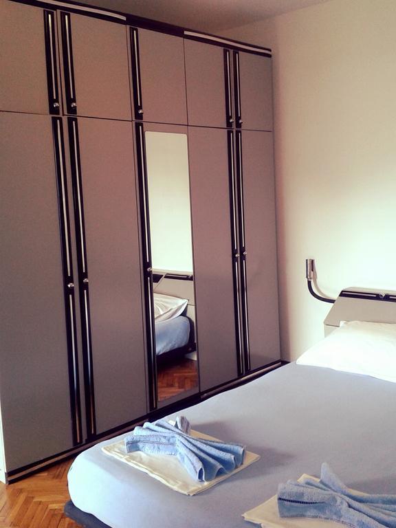 Apartments Dobrisa Kotor Rom bilde