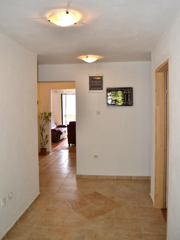 Apartments Dobrisa Kotor Eksteriør bilde
