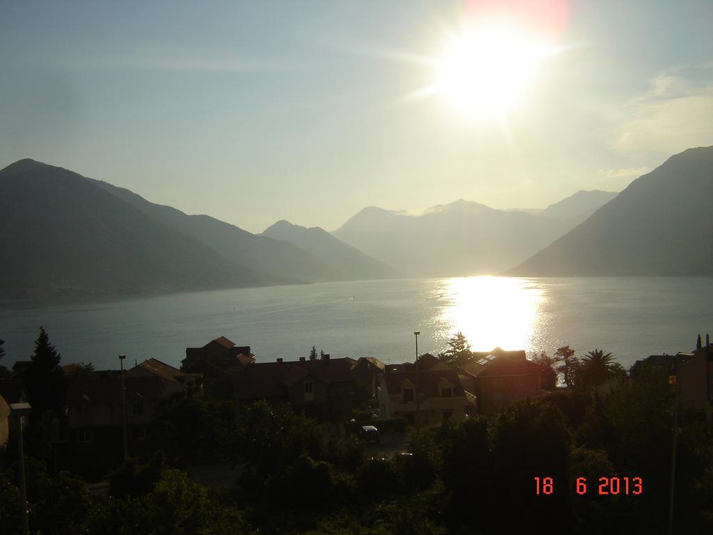 Apartments Dobrisa Kotor Rom bilde